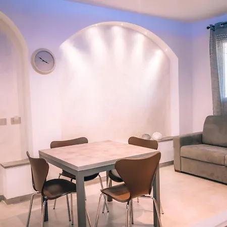 Mare 1 Apartament *
